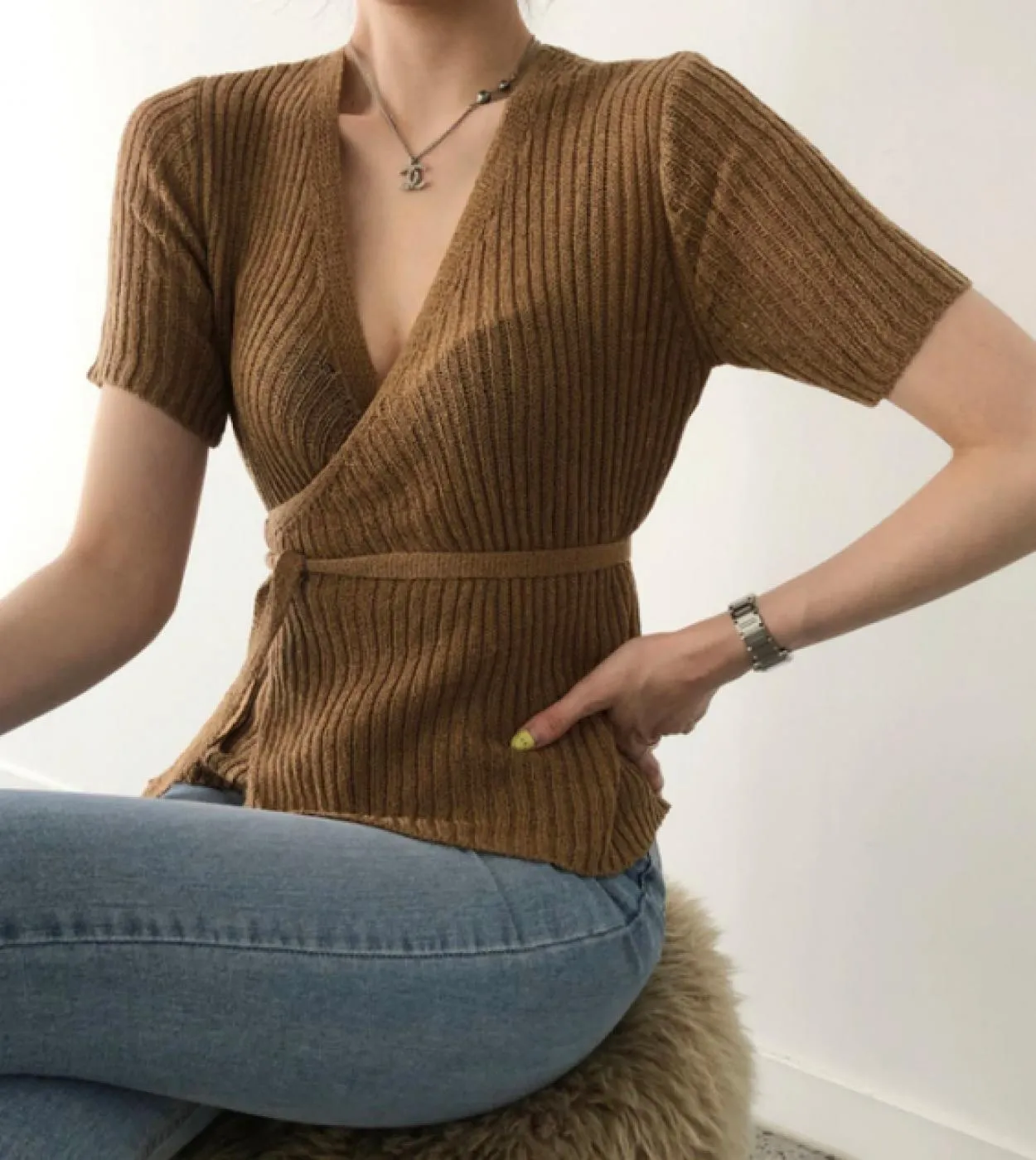 Camicie con scollo a V incrociate estive con fasce Maglieria sottile in seta di ghiaccio Maglie a manica corta Mujer 2023 Camice