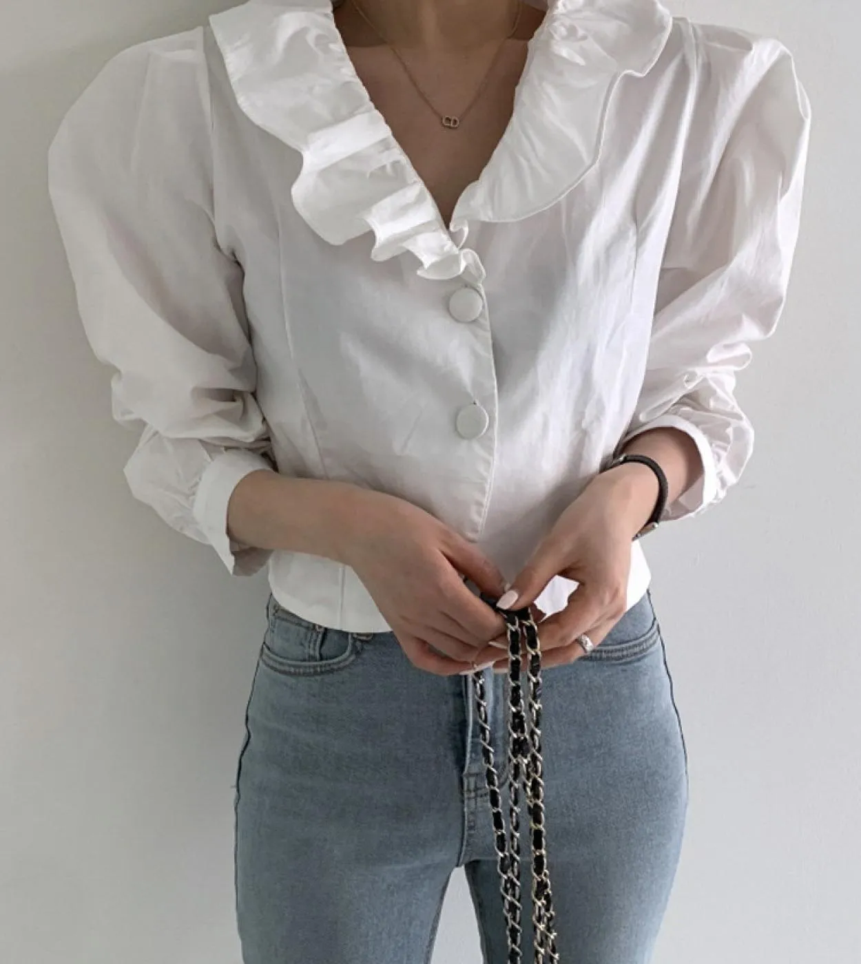 Camicie da bambola corte bianche da donna Slim Fit Camicetta a maniche lunghe a sbuffo con volant Colletto alla Peter Pan Top da